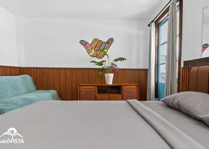 Guest house Despacito Loft & Lounge By Bukit Vista 3*